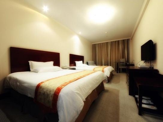 Qianqiao International Hotel 4*